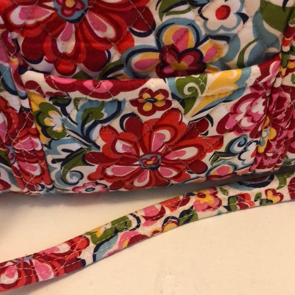 Vera Bradley Bag in EUC - Picture 2 of 5